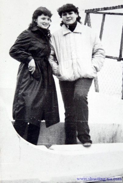 Дегтярева Вита (слева), Жанна -, Сухуми, 1987 год